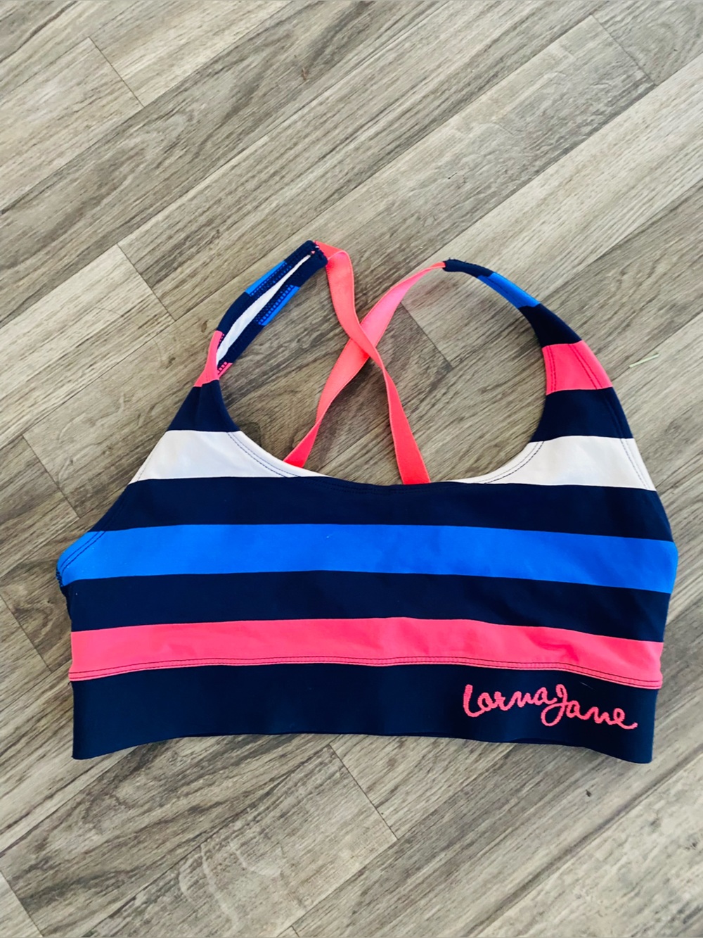 Lorna Jane Active women’s medium sports bra striped